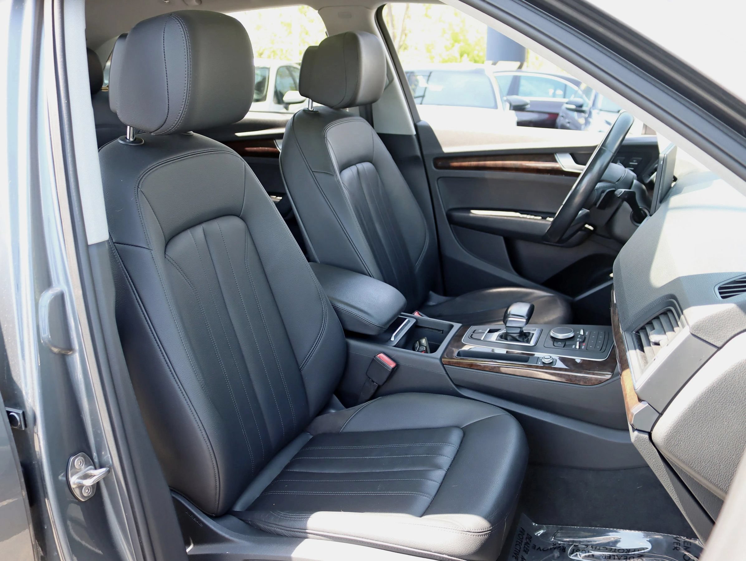 Used 2019 Audi Q5 2.0T Premium w/ Convenience Package AWD/4WD image 29