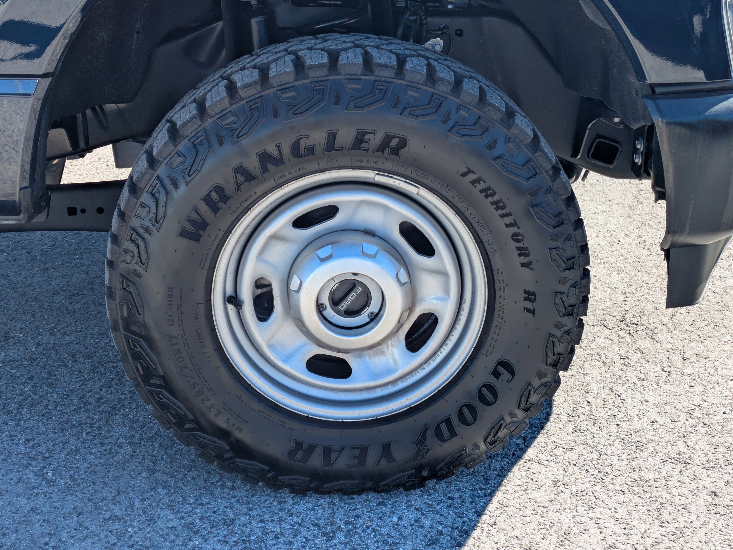 Used 2025 Ford F250 XL w/ XL Off-Road Package image 9