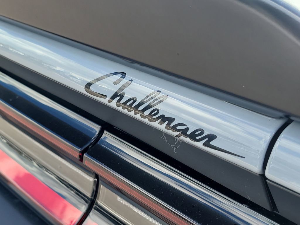 Used 2021 Dodge Challenger GT w/ Driver Convenience Group image 6