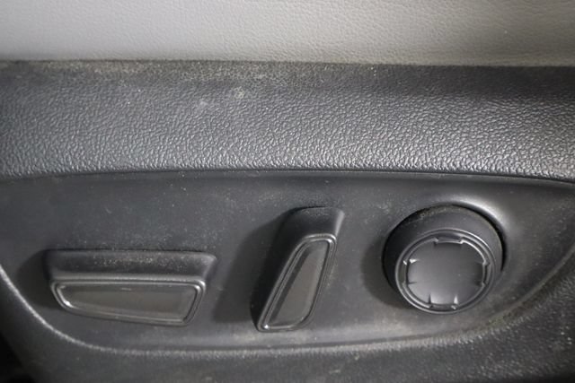 Used 2024 Toyota Sienna XLE AWD/4WD image 24