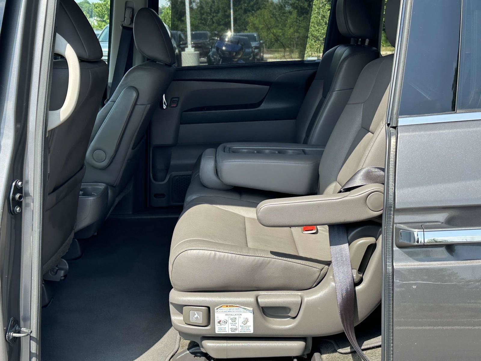 Used 2016 Honda Odyssey Touring image 11