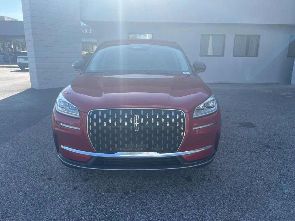 Used 2025 Lincoln Corsair Reserve image 9