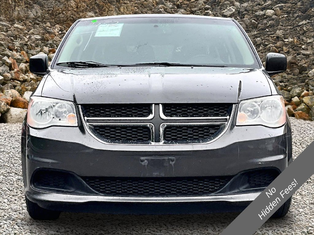 Used 2015 Dodge Grand Caravan American Value Package w/ UConnect Hands-Free Group FWD image 3