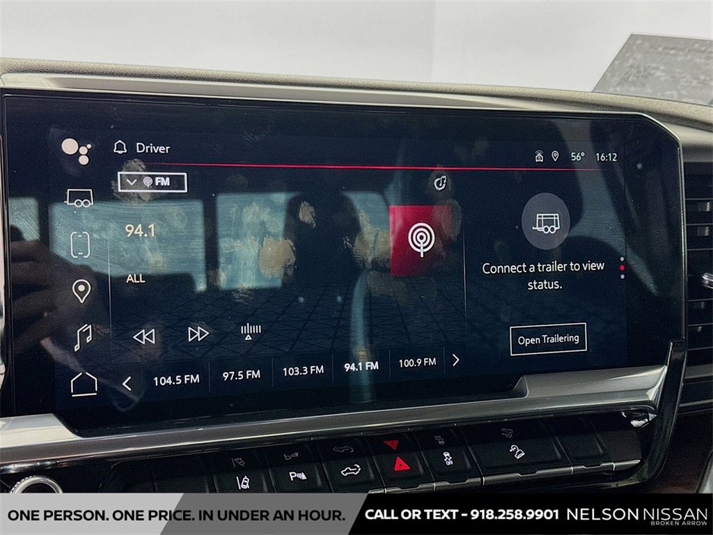 Used 2024 GMC Sierra 2500 SLT w/ SLT Premium Package image 15