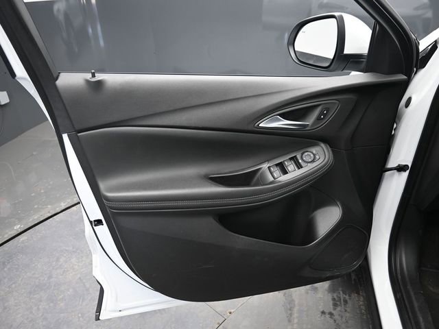 Used 2025 Buick Encore GX Preferred image 16