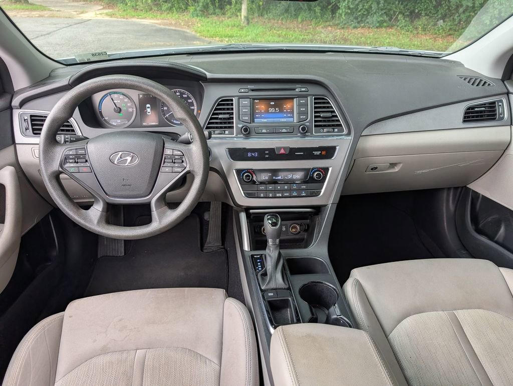 Used 2016 Hyundai Sonata SE FWD image 25