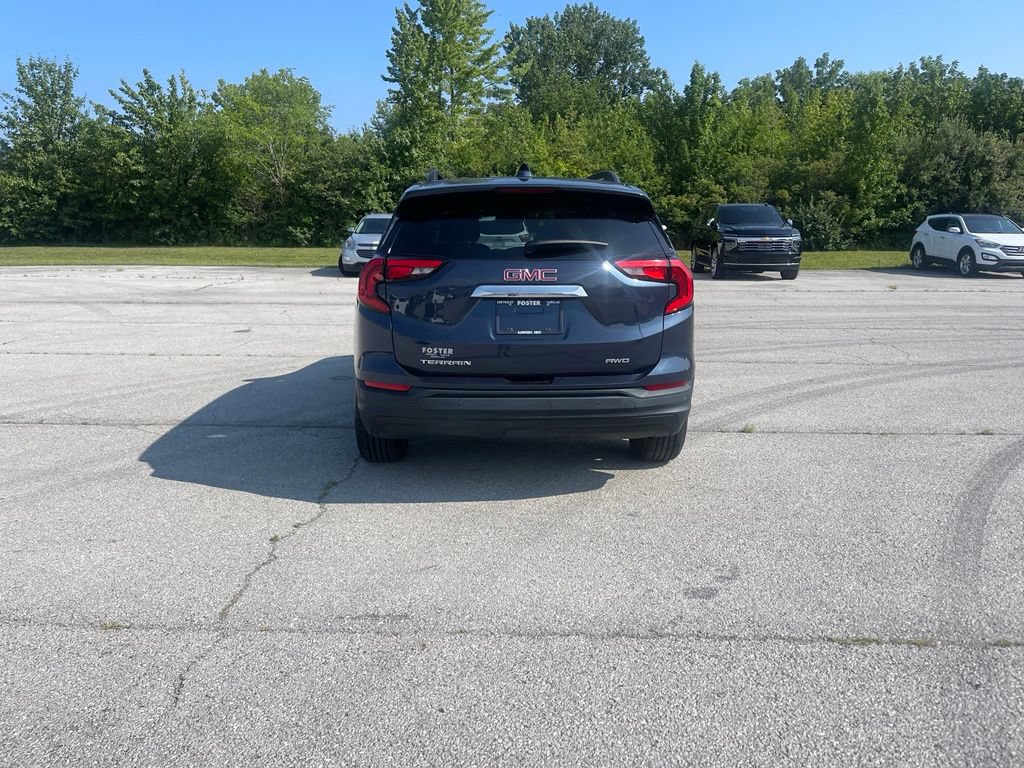 Used 2018 GMC Terrain SLE w/ Driver Convenience Package AWD/4WD image 4