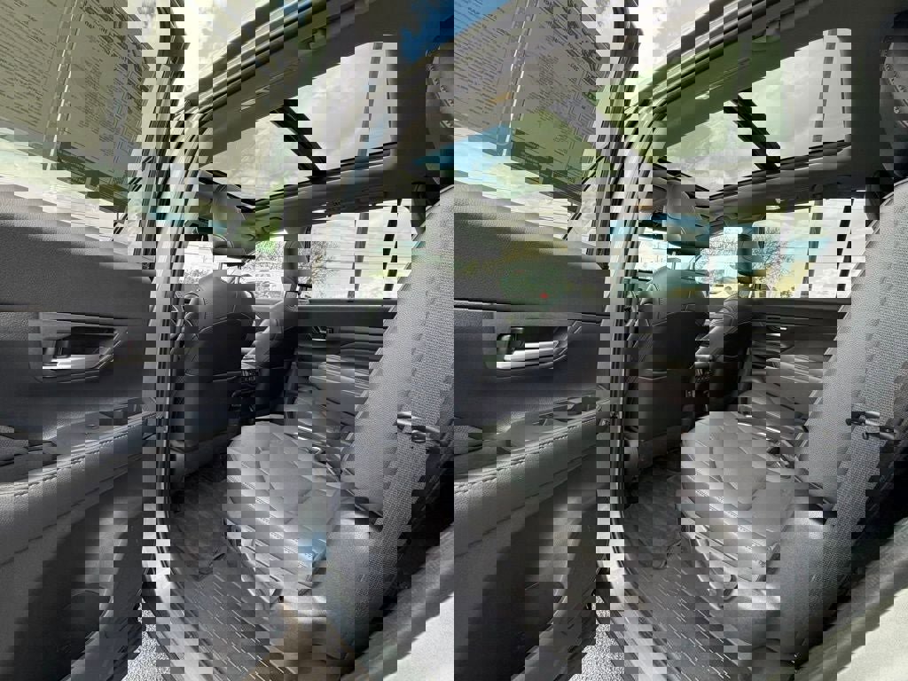 Used 2025 Toyota Grand Highlander Limited image 29