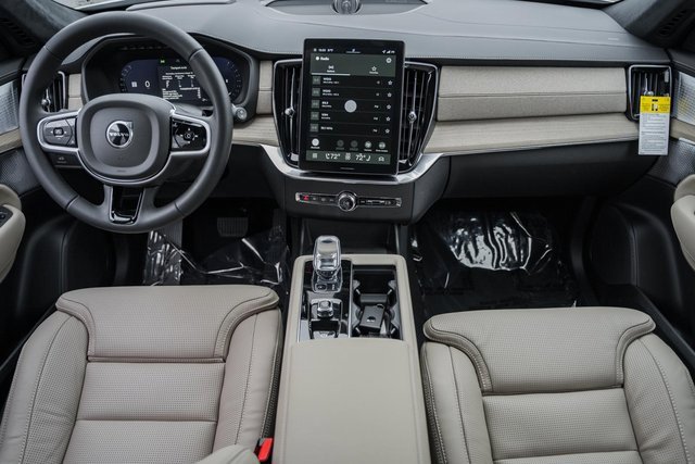 New 2026 Volvo XC90 B6 Ultra w/ Lounge Package image 19