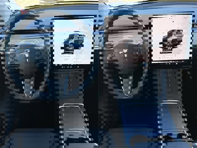 Used 2023 Tesla Model Y Long Range image 11