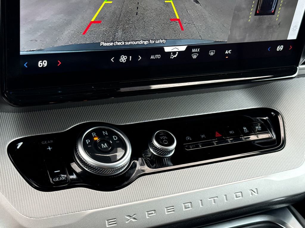 Certified 2025 Ford Expedition Max Active image 22