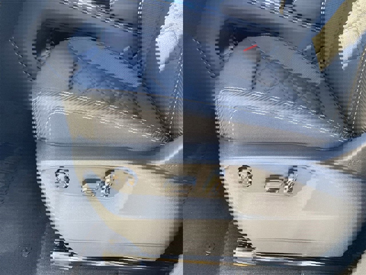 New 2026 Volkswagen Atlas Cross Sport SE image 16