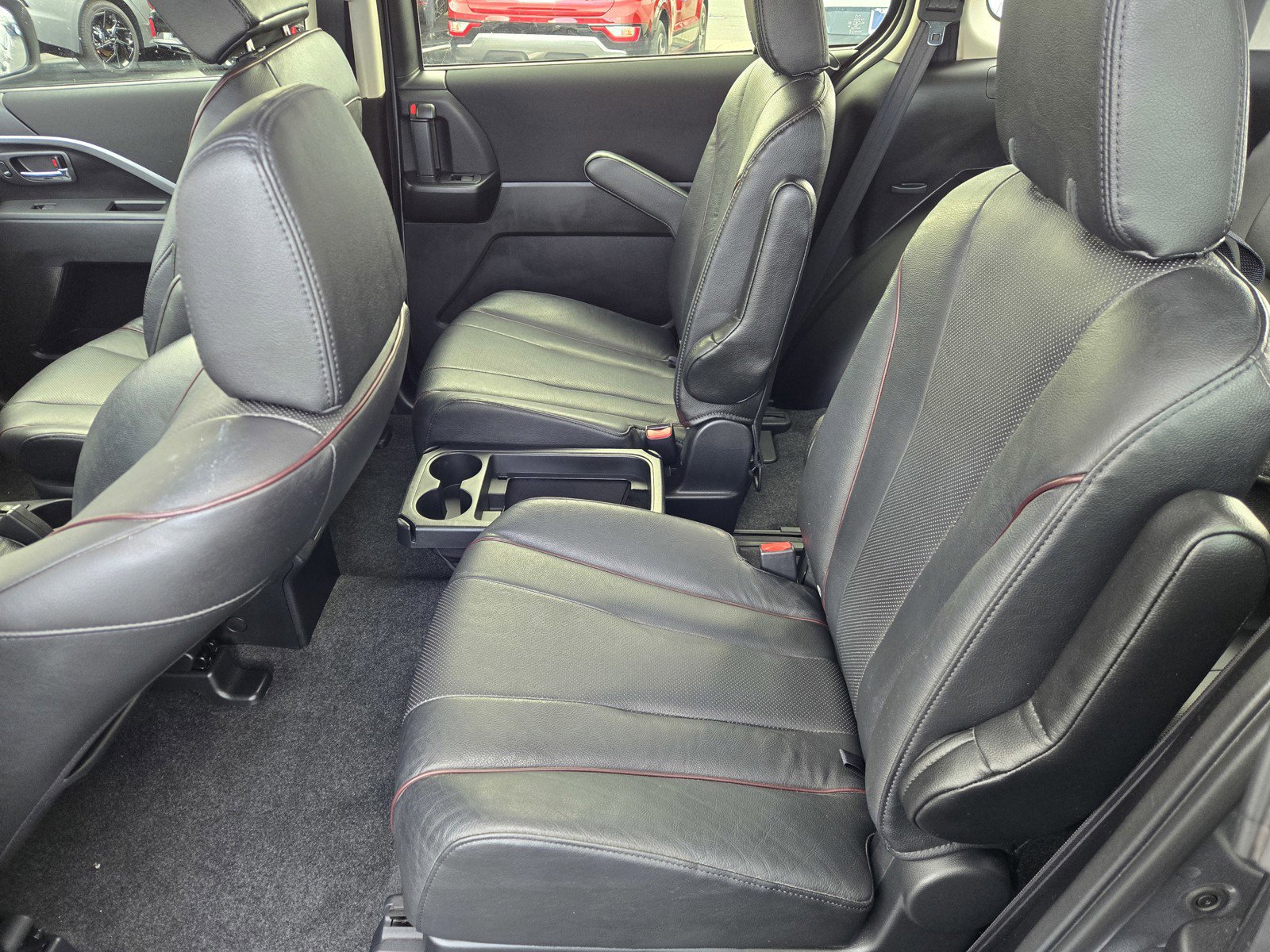 Used 2015 MAZDA MAZDA5 Grand Touring image 12