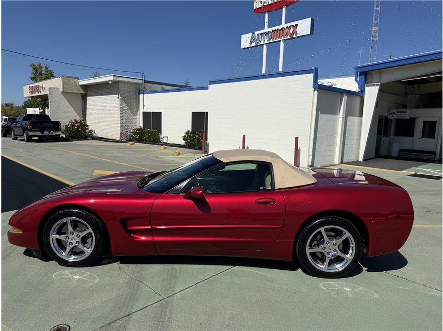 Used 2002 Chevrolet Corvette Convertible w/ Preferred Equipment Group2 RWD image 9