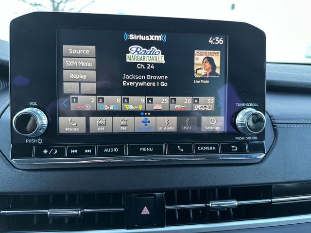 Used 2024 Mitsubishi Outlander ES image 14