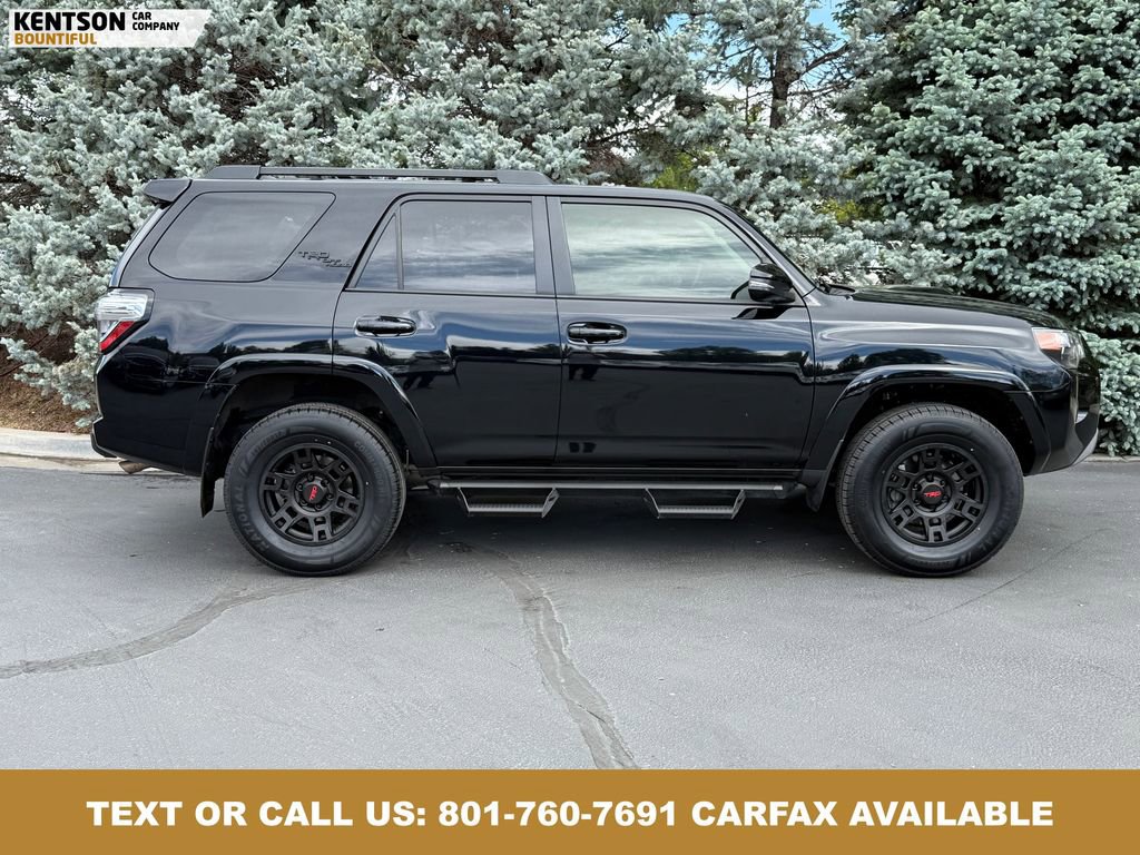 Used 2022 Toyota 4Runner TRD Off-Road Premium w/ Moonroof Package AWD/4WD image 10