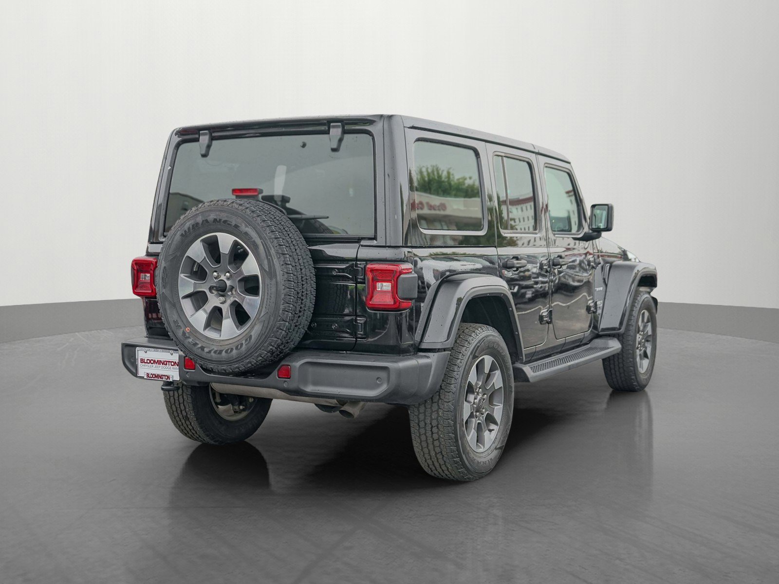 Used 2021 Jeep Wrangler Unlimited Sahara w/ LED Lighting Group image 7