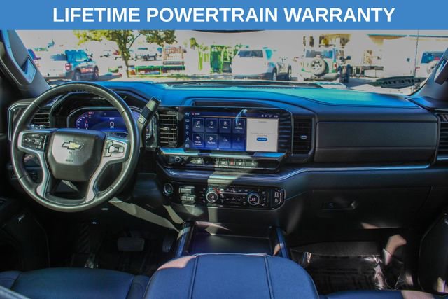 Used 2024 Chevrolet Silverado 2500 LTZ w/ LTZ Convenience Package image 17