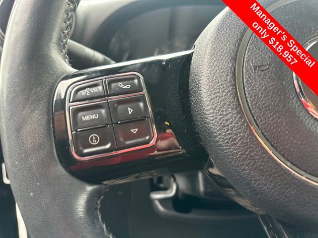 Used 2016 Jeep Wrangler Sahara image 12