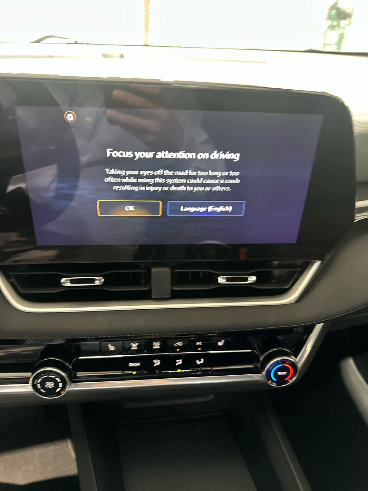 Used 2025 Chevrolet Equinox LT FWD image 21