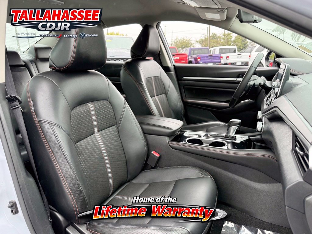 Used 2024 Nissan Altima 2.5 SR AWD/4WD image 36