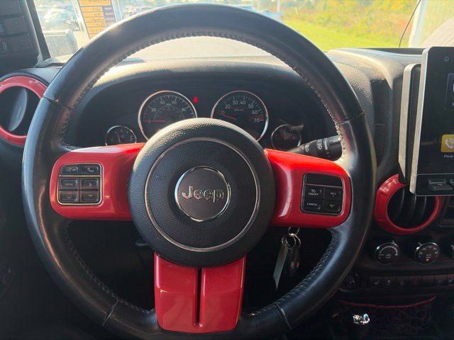 Used 2017 Jeep Wrangler Unlimited Rubicon AWD/4WD image 16