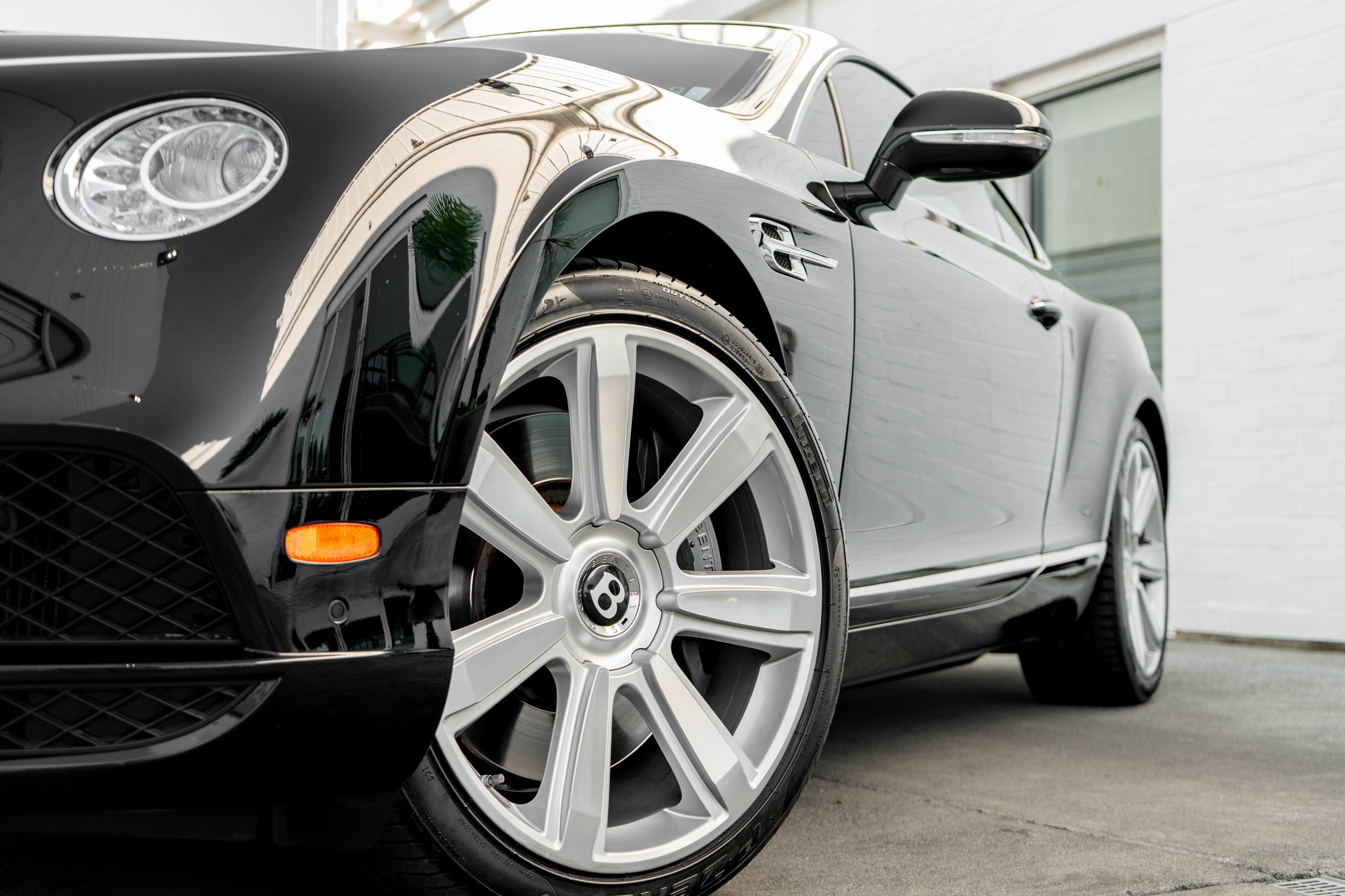 Used 2016 Bentley Continental GT AWD/4WD image 4