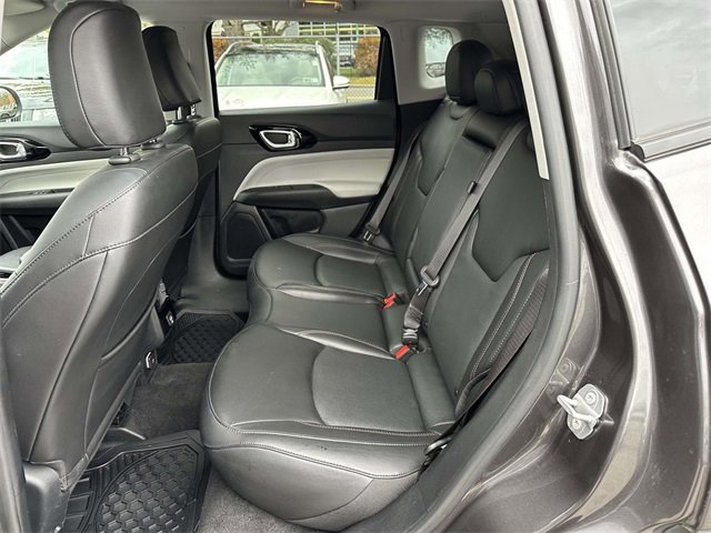 Certified 2022 Jeep Compass Limited image 19