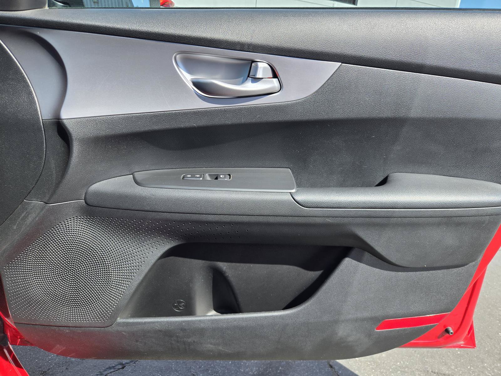 Used 2023 Kia Forte LXS w/ LXS Technology Package FWD image 32