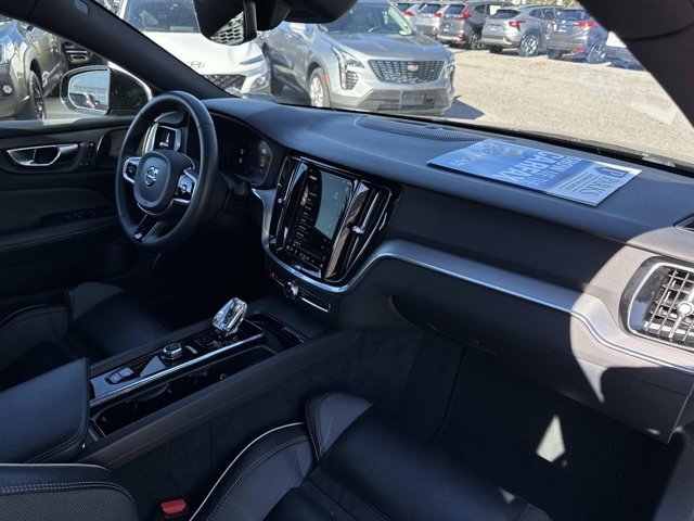 Used 2024 Volvo S60 B5 Plus image 18