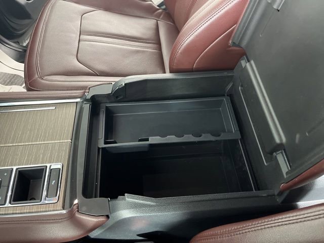 Used 2024 Ford Expedition Max Limited image 30