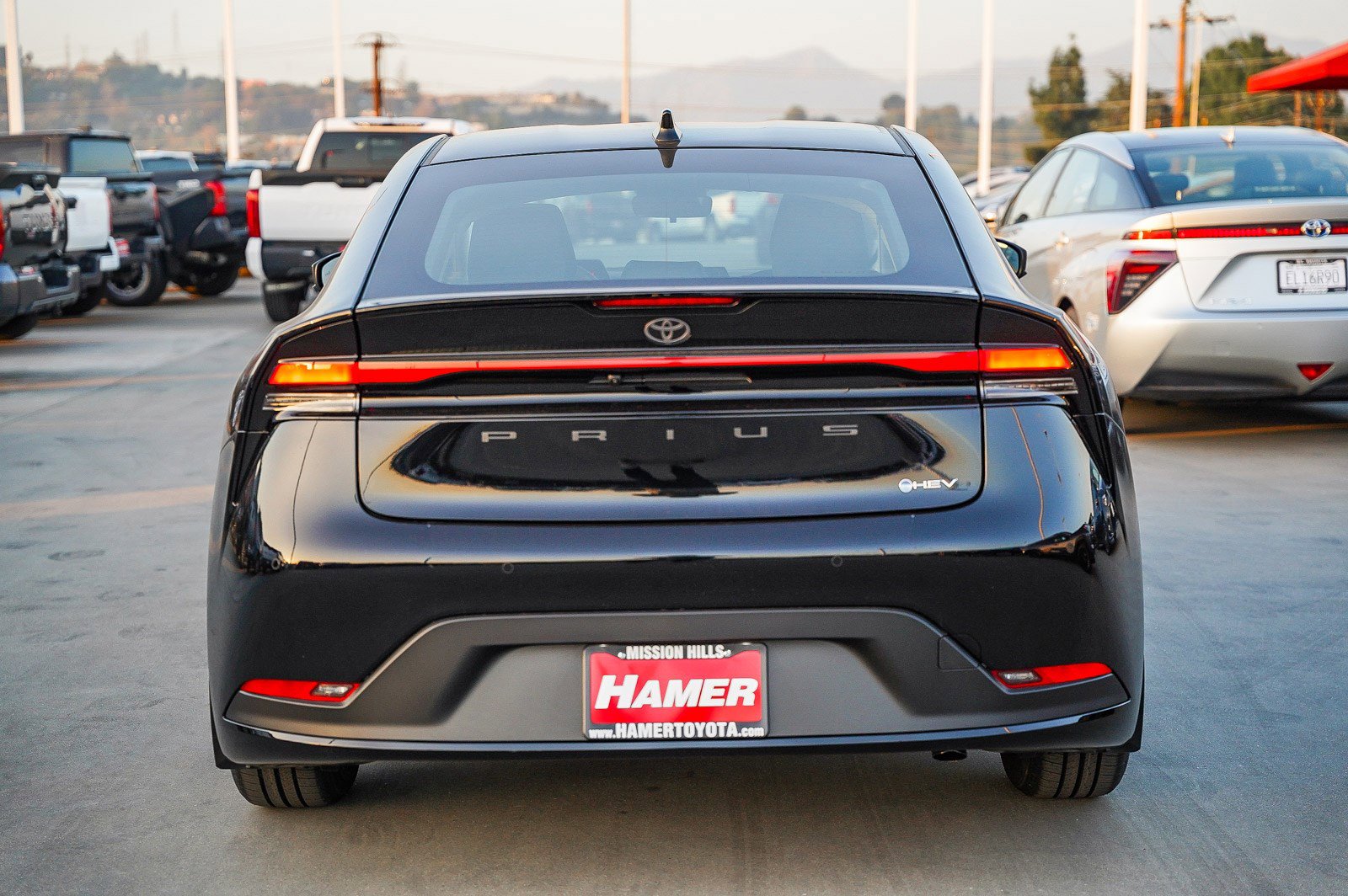 New 2026 Toyota Prius LE image 10