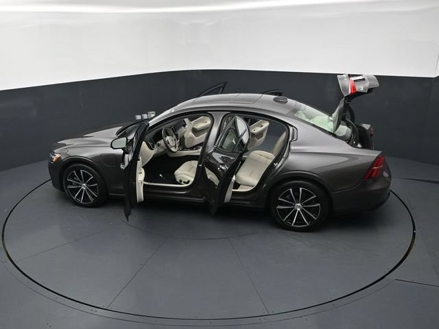 Used 2024 Volvo S60 T8 Plus AWD/4WD image 27