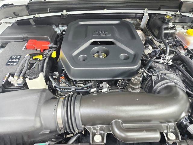 Used 2025 Jeep Wrangler Unlimited Sport AWD/4WD image 17
