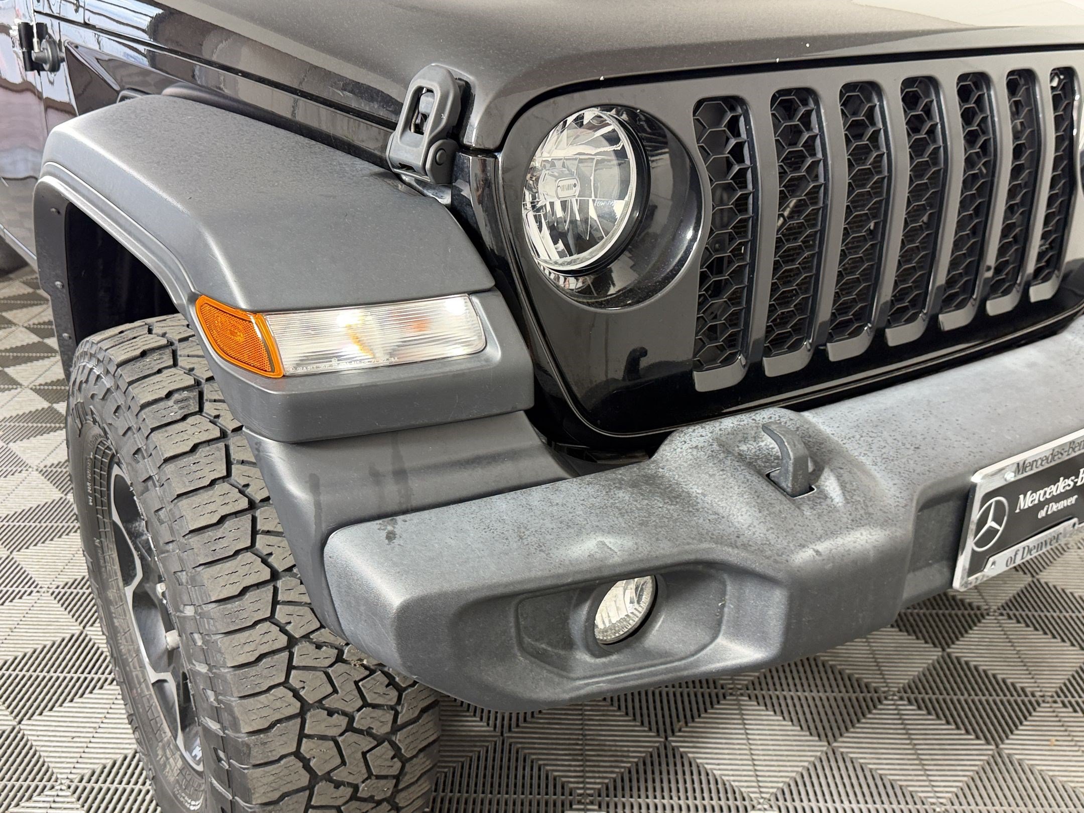 Used 2021 Jeep Gladiator Sport AWD/4WD image 12