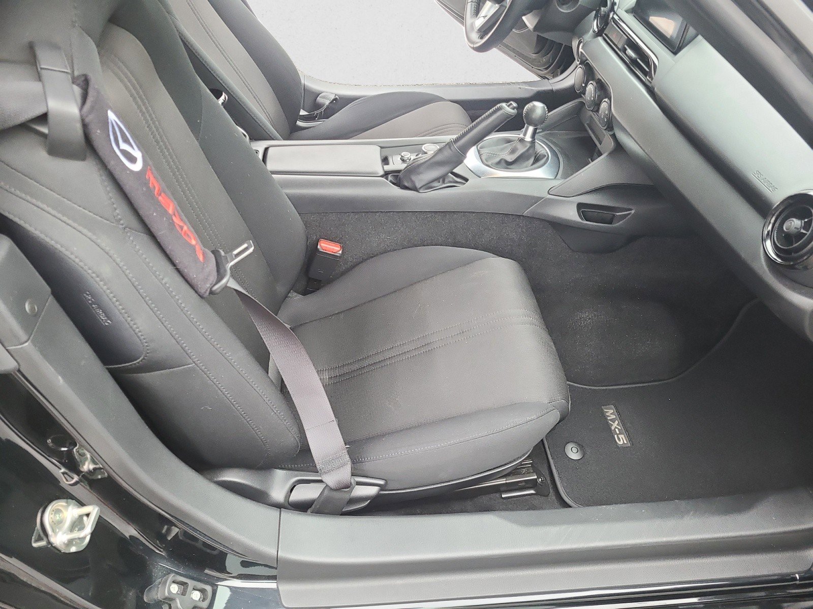 Used 2021 MAZDA MX-5 Miata Sport image 20