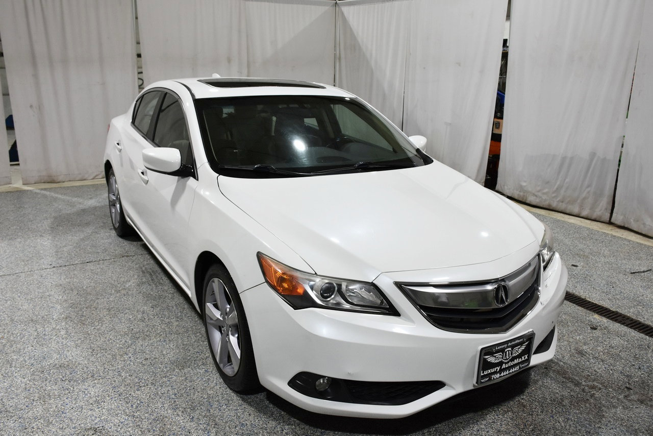 Used 2013 Acura ILX w/ Premium Package image 25