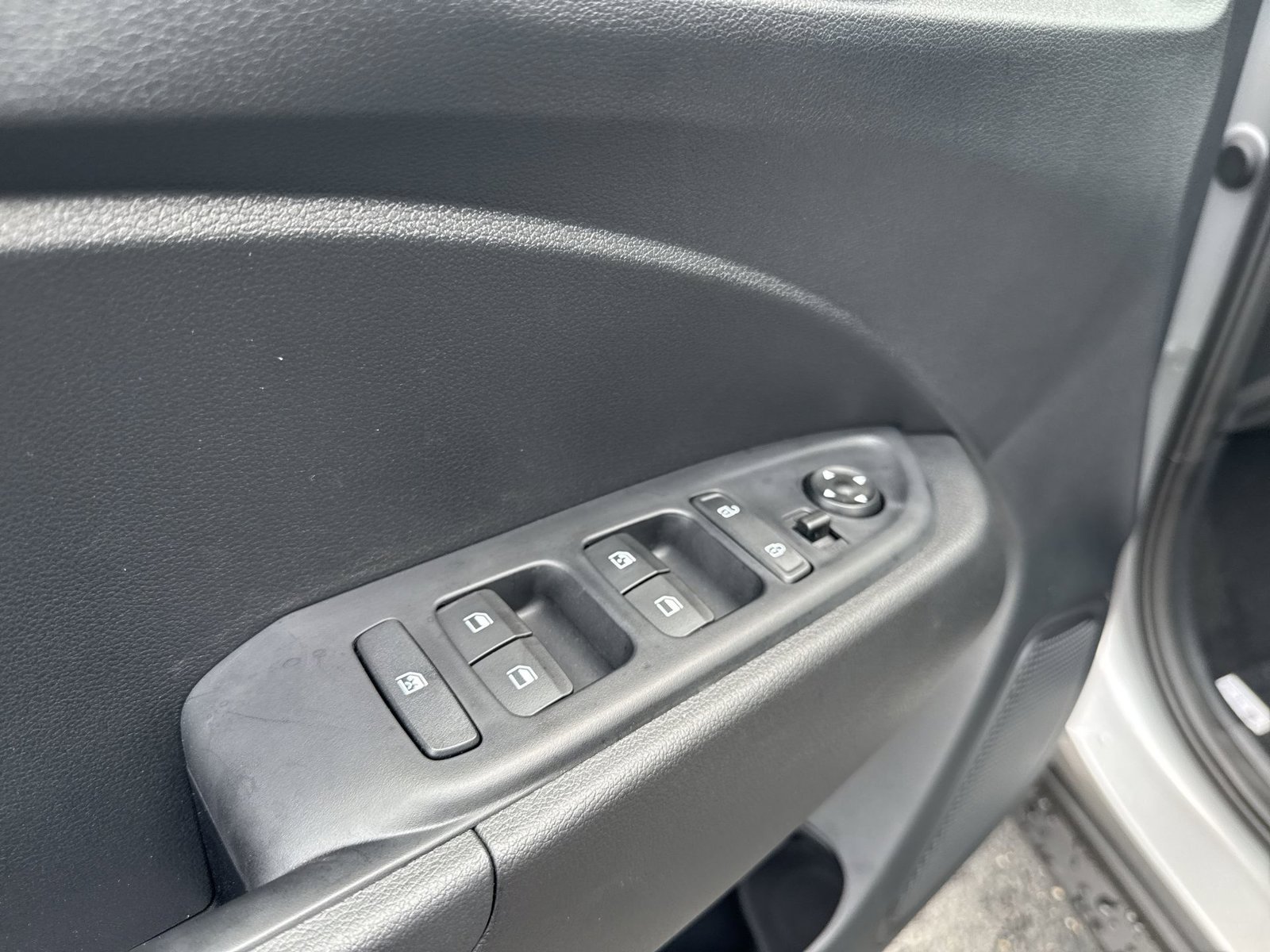 New 2026 Hyundai Venue SEL FWD image 14