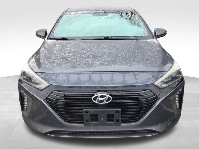 Used 2017 Hyundai Ioniq SEL image 2