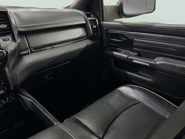 Used 2022 RAM 3500 Limited w/ Night Edition image 31