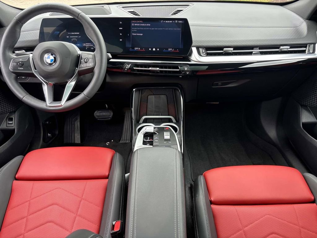 Certified 2025 BMW X2 xDrive28i image 30