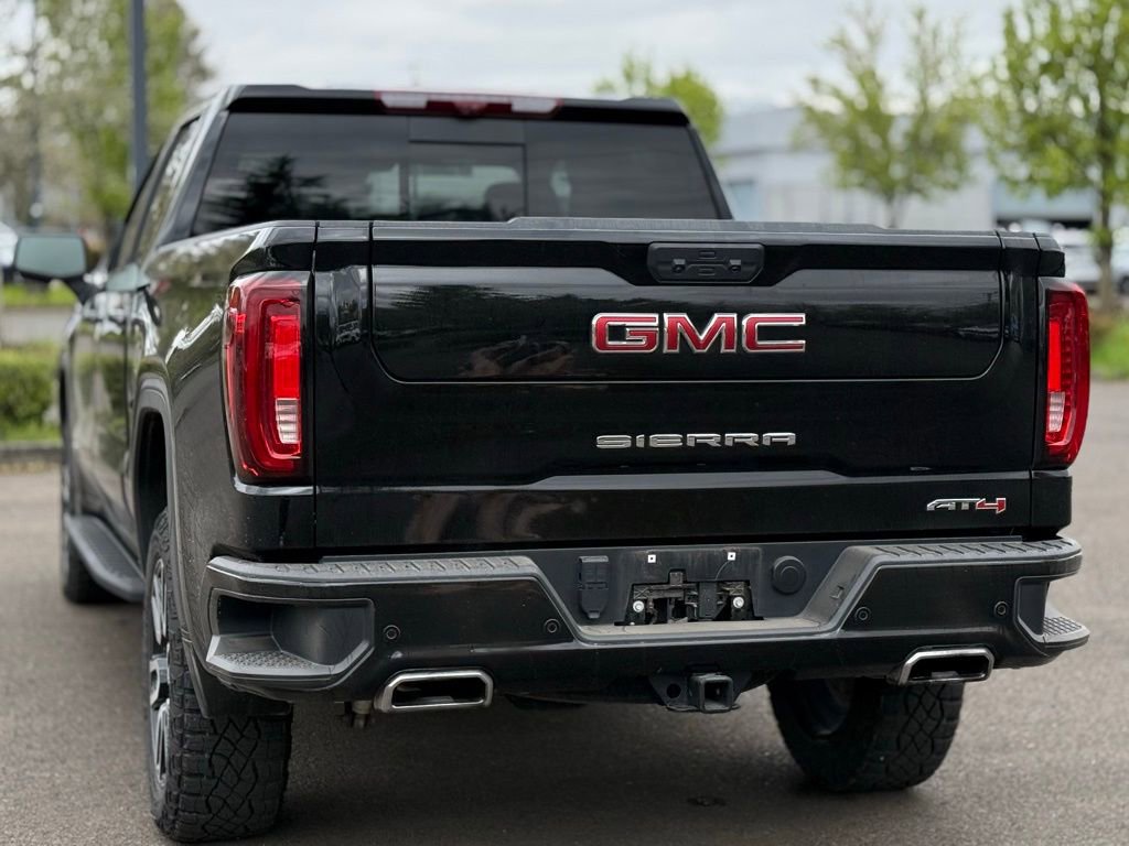 Used 2025 GMC Sierra 1500 AT4 w/ AT4 Premium Package image 3
