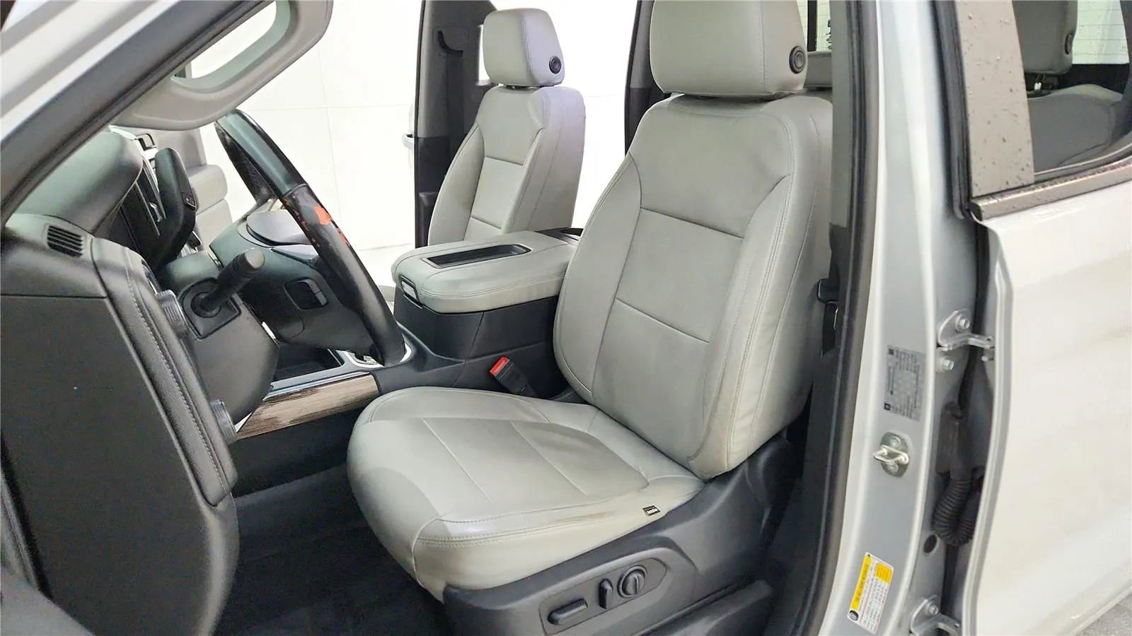 Used 2019 Chevrolet Silverado 1500 RST w/ All-Star Edition image 43