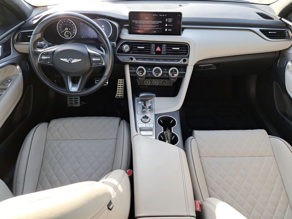 Used 2022 Genesis G70 3.3T image 15