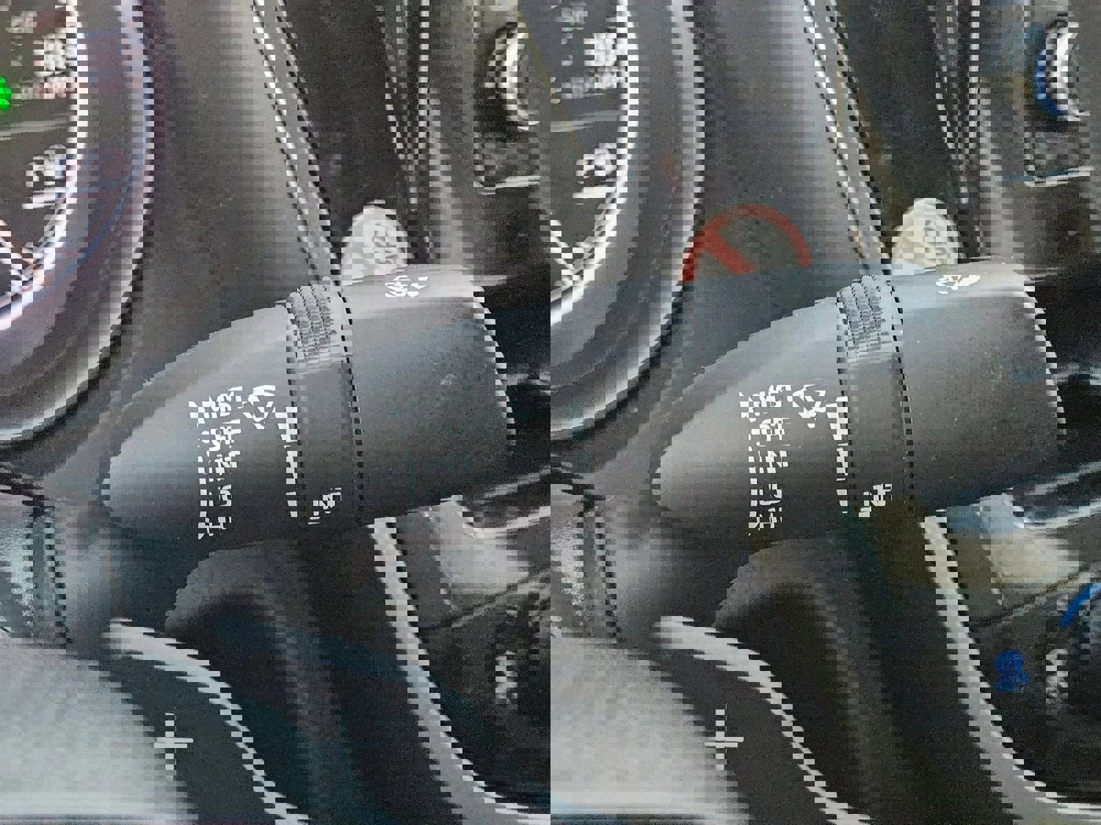 Used 2024 Toyota Camry SE image 15