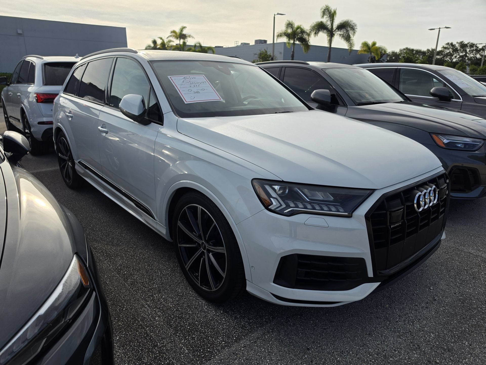 Used 2024 Audi Q7 3.0T Prestige AWD/4WD image 2