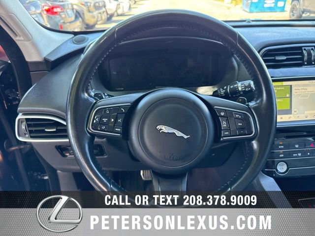 Used 2017 Jaguar F-PACE Prestige AWD/4WD image 25