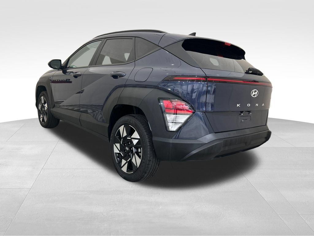 Used 2024 Hyundai Kona SEL w/ Convenience Package AWD/4WD image 3