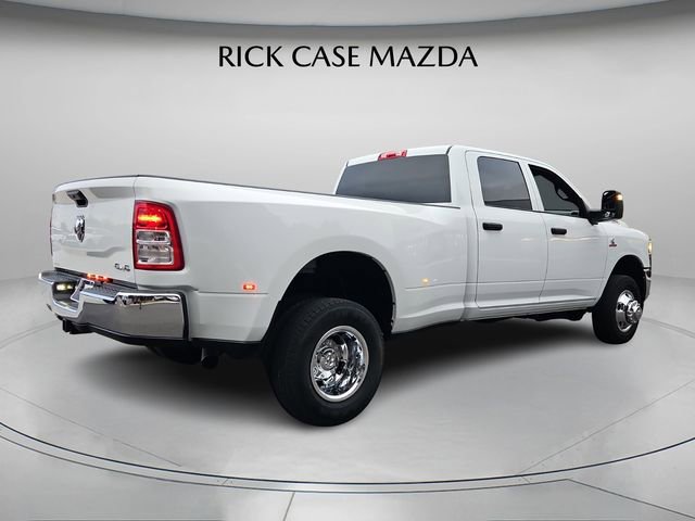 Used 2024 RAM 3500 Tradesman w/ Chrome Appearance Group image 8