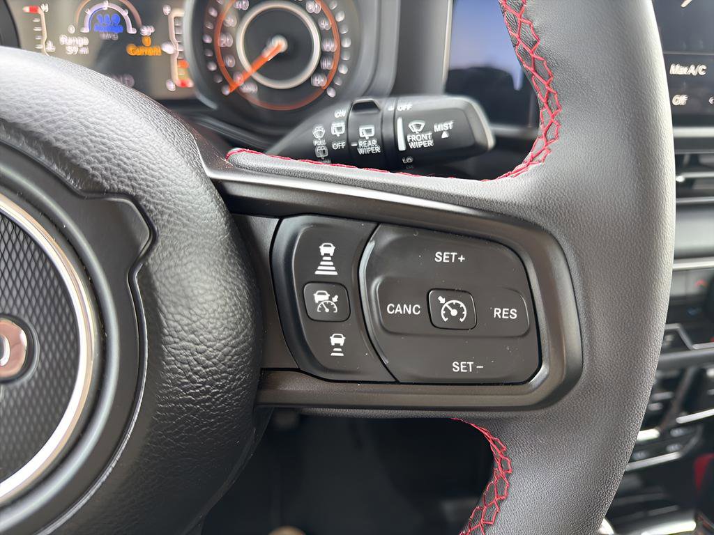 Used 2024 Jeep Wrangler Rubicon image 23